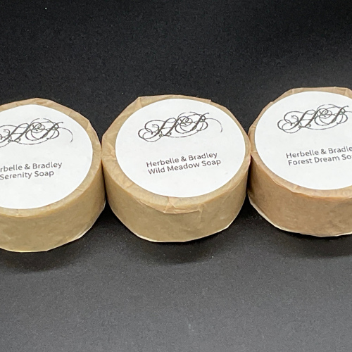 Handmade Botanical Soaps | Locally Sourced | SLS‑Free